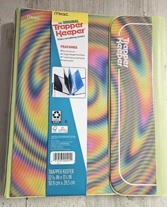 Raccoglitore Mead Original Trapper Keeper, stile retrò/vintage, tie dye, Trippy Twist, NUOVO - Foto 1 di 6