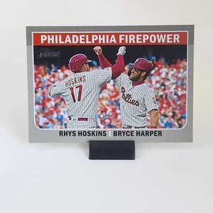 2019 Topps Heritage CC-2 Philadelphia Firepower (Rhys Hoskins / Bryce Harper) - Foto 1 di 2