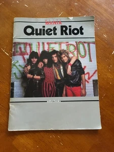 Quiet Riot Metal Mania Band Photo Fan Book Robus Books 1984 - Picture 1 of 16