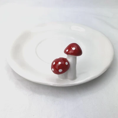 Platillo 3D World Market Champiñón Baratija Plato Cerámico Madera Bosque Foto 1 de 4
