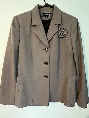 Evan Picone Women's Skirt Suit Size 12P Black Dotted 3 Button Blazer Polyester - Image 1 of 4