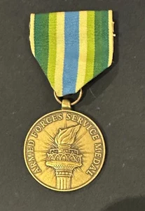 U.S. Armed Forces Service Medal - Picture 1 of 5