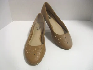 FADED GLORY Womens Nude Mary Jane Ballet Shoes Size 6 NWOT - Picture 1 of 5