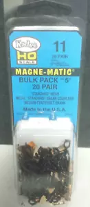 Kadee 11 Bulk Pack No.5 (R) Knuckle Couplers - No Draft Gear Boxes - 20 Pairs HO - Picture 1 of 3