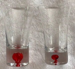 Di Amore Schnapsglas 2er Set rote Kugel schwerer Boden 3 1/2 Zoll hoch - 404 - Bild 1 von 4