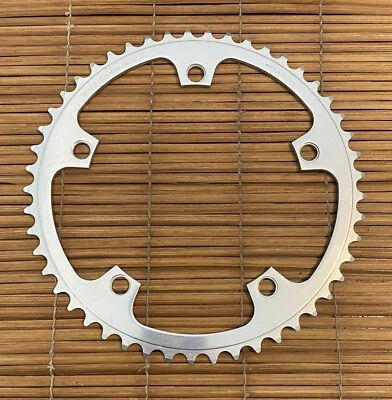 Plato Campagnolo Super Record Pista Nuevo de Lote Antiguo - 49t - 1/8" - 144 BCD Foto 1 de 4