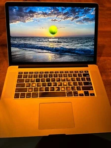 Apple macbook pro 15 inch quad core i7 256GB 16 GB 2015 - Afbeelding 1 van 5