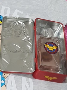 💕💕💕 DC Comics Women's WONDER WOMAN TOP TSHIRT SIZE 16 +TIN GIFT PACK 💟💟💟 - Picture 1 of 12