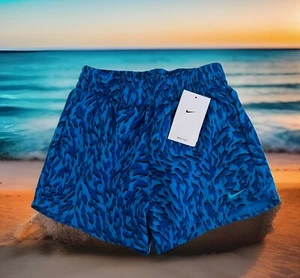 $38 Nike One Kids Standard Fit Printed Shorts Dri-Fit Blue Size Small FQ4527 - Picture 1 of 4