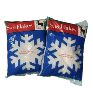 Vintage Sno Flakes Artificial White Lot x2 Bags 2.5qt Display Village Decor USA - Picture 1 of 7