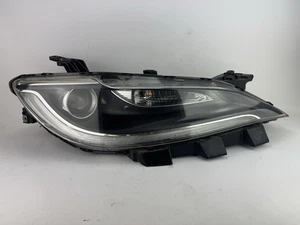 Faro halógeno derecho Chrysler 200 2015-2017 con LED DRL OEM - Imagen 1 de 11