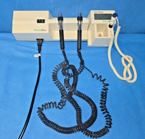 Transformador Welch Allyn 767 montaje en pared con termómetro SureTemp - Imagen 1 de 10
