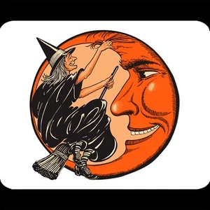 Halloween Schild 10x8 alt fliegende Hexe Halbmond Mondsichel Deko Besen Hut Haar Kunst - Bild 1 von 2