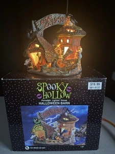 Vintage Jo-Ann Stores Spooky Hollow Halloween Barn House 2001 Porcelain Village - Picture 1 of 11