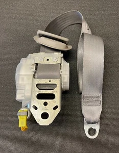 2007 2008 2009 2010 2011 TOYOTA CAMRY FRONT LEFT DRIVER SIDE SEAT BELT OEM - Picture 1 of 4