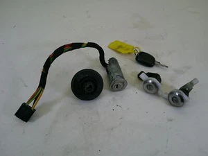JUEGO DE CERRADURAS Y ENCENDIDO RENAULT CLIO GRANDE 1998-2005 - Imagen 1 de 10