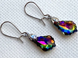 Versilberte Ohrringe mit Swarovski Barock Anhänger - Bild 1 von 4