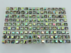 10 Stck. SWAROVSKI® Kristall Quadratische Perlen Kunst. #5601 6 mm, VITRAIL MEDIUM Würfel - Bild 1 von 4