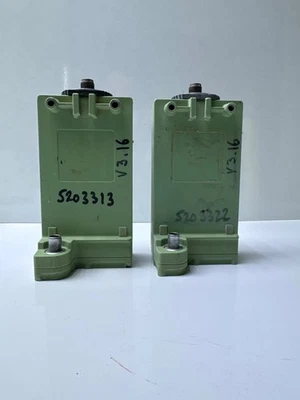 LOTE DE 2 PCs Leica Radio Módem GFU114-2 Caja Para Leica GPS System 1200 Foto 1 de 4