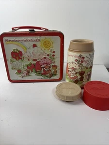 Lunchbox vintage 1980 fragola shortcake in metallo con thermos rosso di Aladdin - Foto 1 di 14