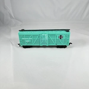 Bachmann HO Scale Santa Fe ATSF 94135 Livestock Wood Stock Car Model Train - Picture 1 of 5