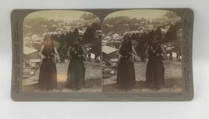 Underwood Stereoview-Nepal Porter Girls Darjeeling India-1908 Photo VG - Picture 1 of 2