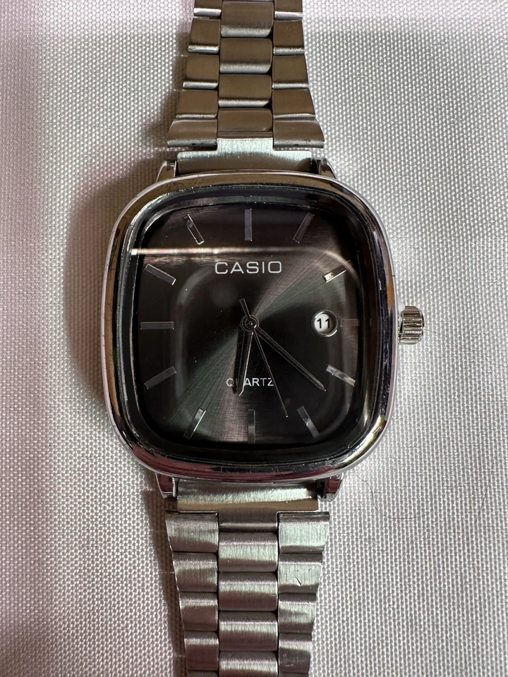 Vintage Casio LTP-117 A168 Stainless Steel Rare Find Classic Fashion Watch - Image 1 of 3