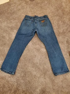 Jeans Wrangler Retro relaxed fit taglio stivaletto taglia 38x32 - Foto 1 di 3