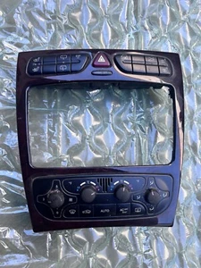 2002-2007 Mercedes Benz W203 C230 C240 Front AC Climate Control Wood A2098300485 - Picture 1 of 3