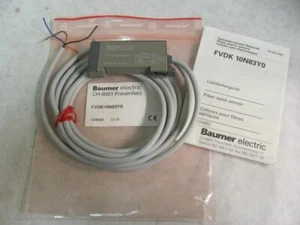Baumer Electric FVDK 10N83Y0 Photoelectric Sensor/Switch - Picture 1 of 3