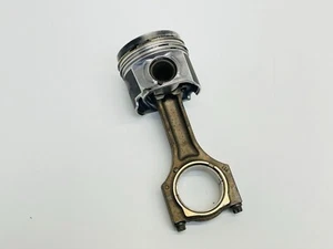 BMW F30 F32 F33 F10 F01 F06 F15 3.0d N57N 1x pistón de motor y varilla de conexión #071 - Imagen 1 de 10