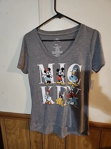 Ladies Mickey Mouse And Friends T Shirt Size Medium Super Soft - Picture 1 of 2