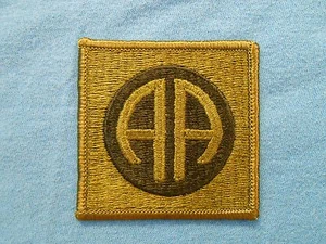 Vintage US Army 82nd AIRBORNE Division Subdued Uniform Patch Olive Drab Green - Picture 1 of 5