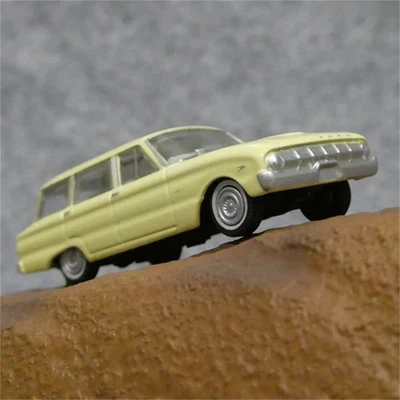 1/87 HO Scale Alloy Car Model 1962 XL Wagon Car Model Train Scene Miniature - Image 1 of 4