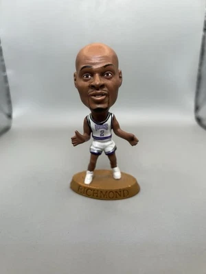 Figura de 3" de los cabezas de cartel de la NBA Mitch Richmond Kings 1996 variante camiseta blanca limitada Foto 1 de 4