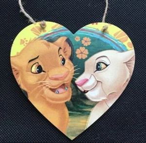 Disney Lion King Handmade wooden hanging Heart Plaque Decoupaged Simba & Narla - Picture 1 of 1