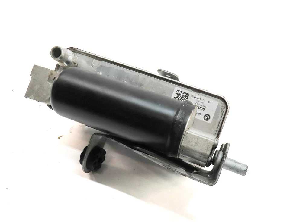 2018-2023 BMW X3 X4 (G01 G02) A/C AIR CONDITIONING CONDENSOR w/ DRYER - Image 1 of 4