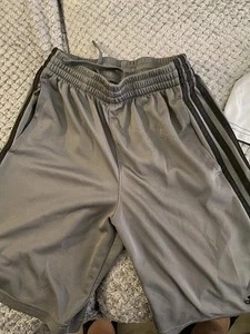 Adidas Boys Shorts Size 10/12 - Picture 1 of 2