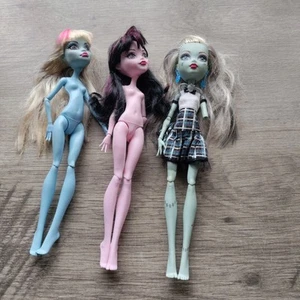 Lote de tres muñecas Monster High para piezas - Imagen 1 de 5