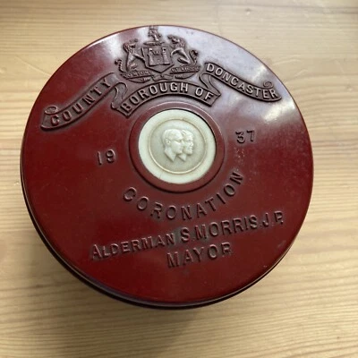 1937 George VI Coronation Red Bakelite Bowl Borough Of Doncaster - Image 1 of 4