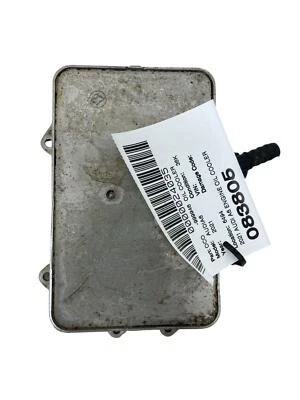 2021 AUDI A6 ENGINE OIL COOLER 06M117015M OEM Foto 1 de 4