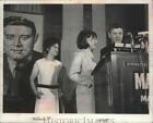1968 Press Photo Mayor Maier gives victory speech at Sheraton-Schroeder hotel