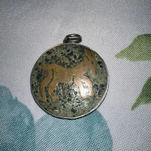 Collana con ciondolo zodiaco collare con disegno simbolico Capricorno - Foto 1 di 2