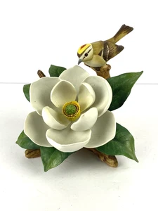 Figurina uccellino e fiore porcellana Andrea by Sadek "MAGNOLIA & KINGLET" #6891 1983 - Foto 1 di 7