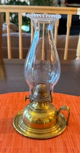 EARLY ANTIQUE BRASS OIL FINGER/WALL LAMP ELDORADO BURNER No.1  PEARL TOP CHIMNEY - Picture 1 of 15