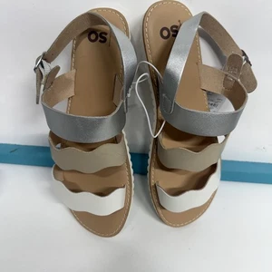 SO Girls Grayce neutral Sandals Size 5 New with Tags Free Shipping - Bild 1 von 5