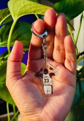 勒布朗·詹姆斯 2 湖人队定制丙烯酸钥匙扣 — 第 1/2 张图片