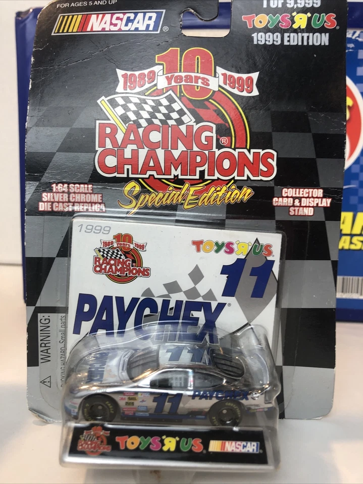 NASCAR RACING CHAMPIONS SPECIAL EDITION 1999 TOYS "R" US. 97 JOHN DEERE STAND