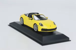 MINICHAMPS 1:43 PORSCHE 911 (992) TARGA 2020 YELLOW Car - Picture 1 of 5