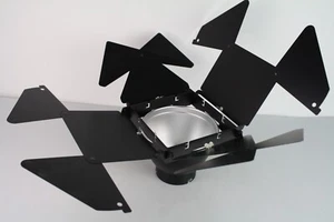 4 Blatt Scheunentür Kit mit 7" Reflektor - Bild 1 von 7